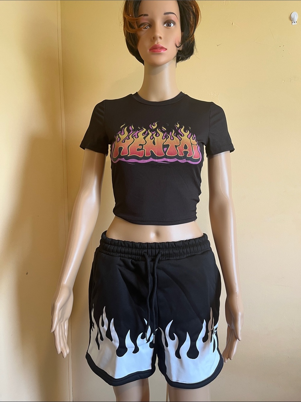 Black Flame Graphic Crop Tee - Unbranded